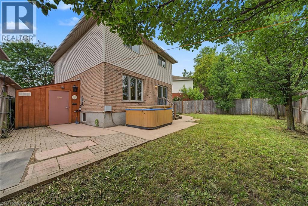 11 Sedona Court, Hamilton, Ontario  L9B 2R1 - Photo 38 - 40858911