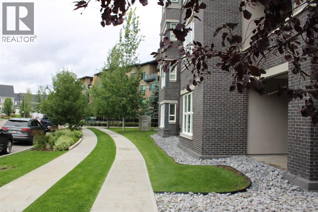 1402, 95 Burma Star Road SW, Calgary, Alberta  T3E 8A9 - Photo 16 - A2326567