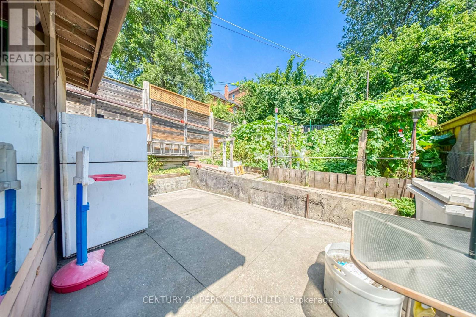 15 Haverson Boulevard, Toronto, Ontario  M6M 3J5 - Photo 23 - W13719000