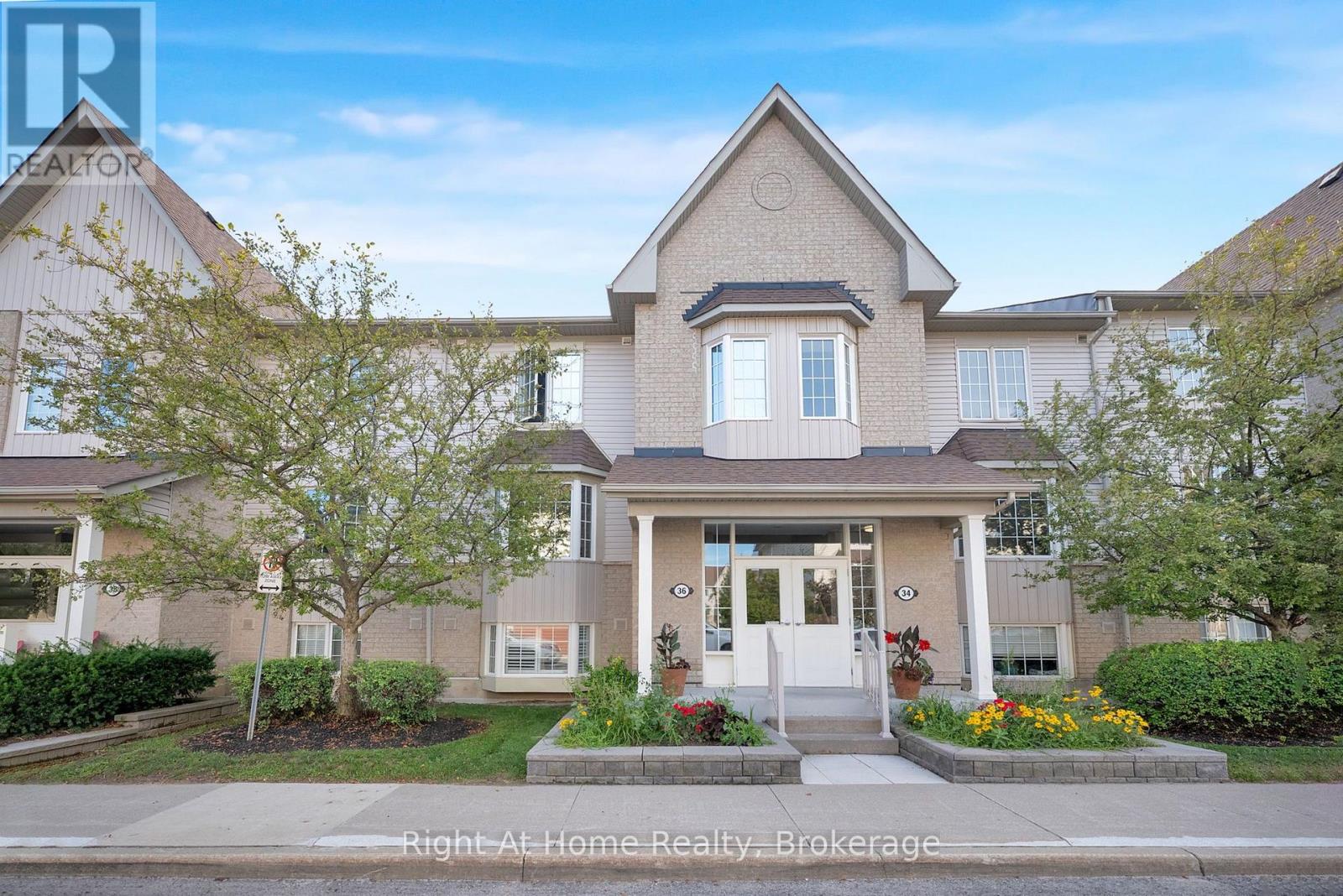 2 - 36 PETRA WAY, Whitby, Ontario