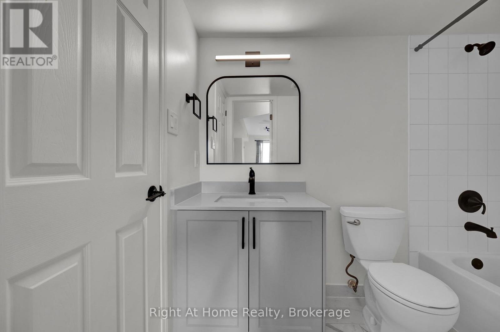 2 - 36 Petra Way, Whitby, Ontario  L1R 0A5 - Photo 17 - E13719948