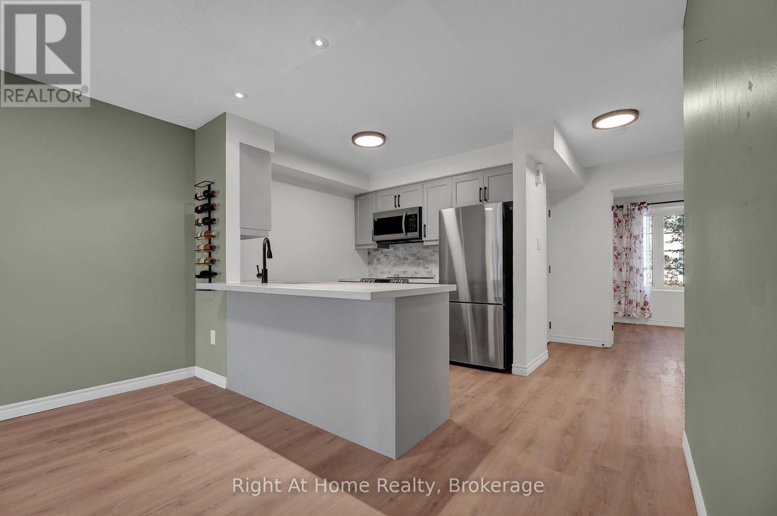 2 - 36 Petra Way, Whitby, Ontario  L1R 0A5 - Photo 6 - E13719948