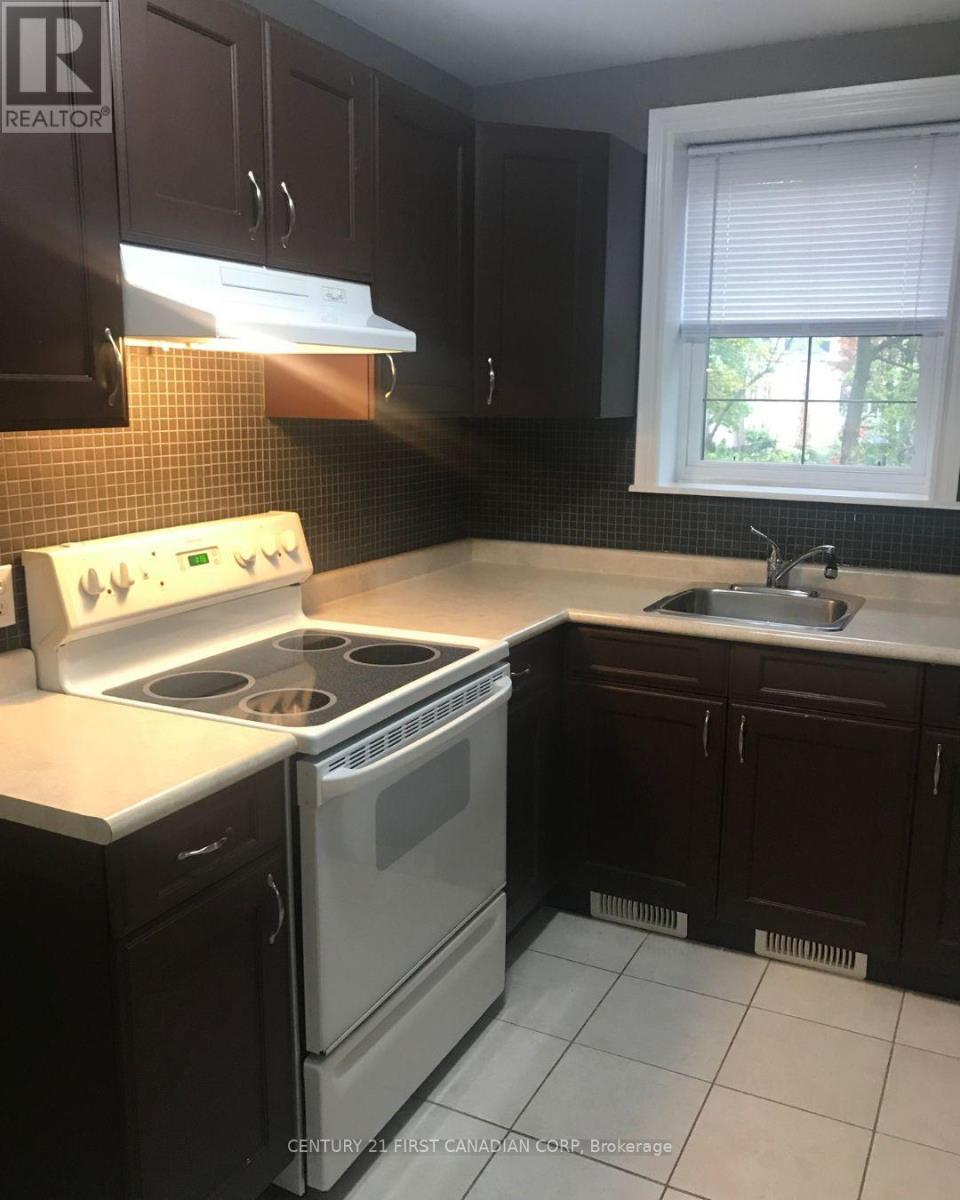4 - 1 Waverley Place, London East, Ontario  N6B 2C3 - Photo 6 - X13720042