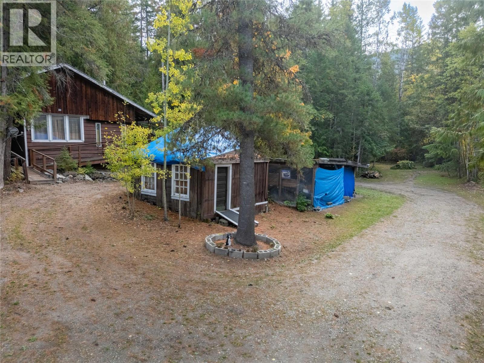 4540 Eagle Bay Road, Eagle Bay, British Columbia  V0E 1T0 - Photo 19 - 10365139