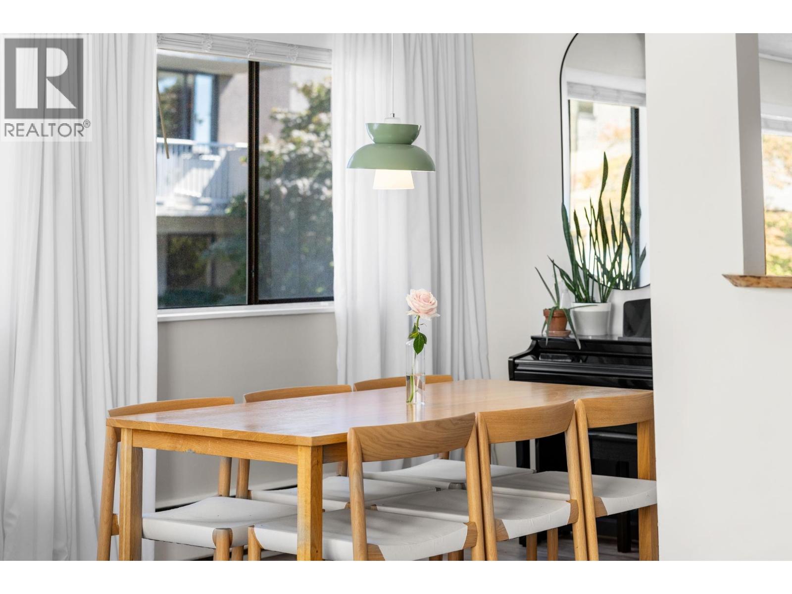 202 1610 Chesterfield Avenue, North Vancouver, British Columbia  V7M 2N7 - Photo 5 - R3159397