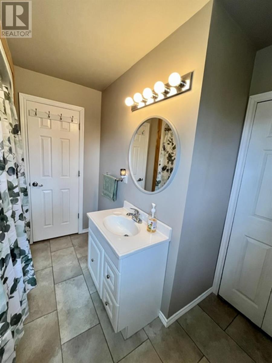 93 Windemer Ave N, Thunder Bay, Ontario  P7A 6B3 - Photo 16 - TB2602559