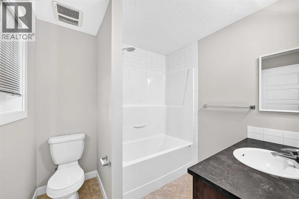 152 Pantego Lane NW, Calgary, Alberta  T3K 0T1 - Photo 30 - A2338088