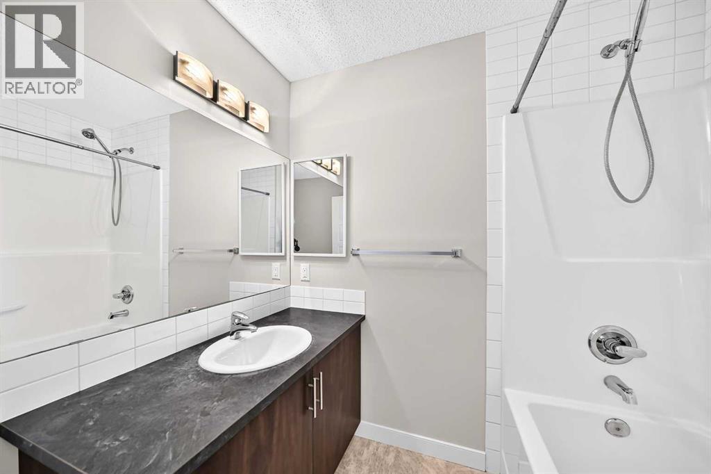 152 Pantego Lane NW, Calgary, Alberta  T3K 0T1 - Photo 25 - A2338088