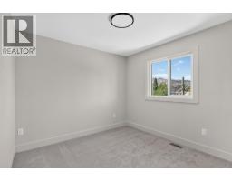 485 Sheila Crescent, Kelowna, British Columbia  V1W 4L8 - Photo 32 - 10396827