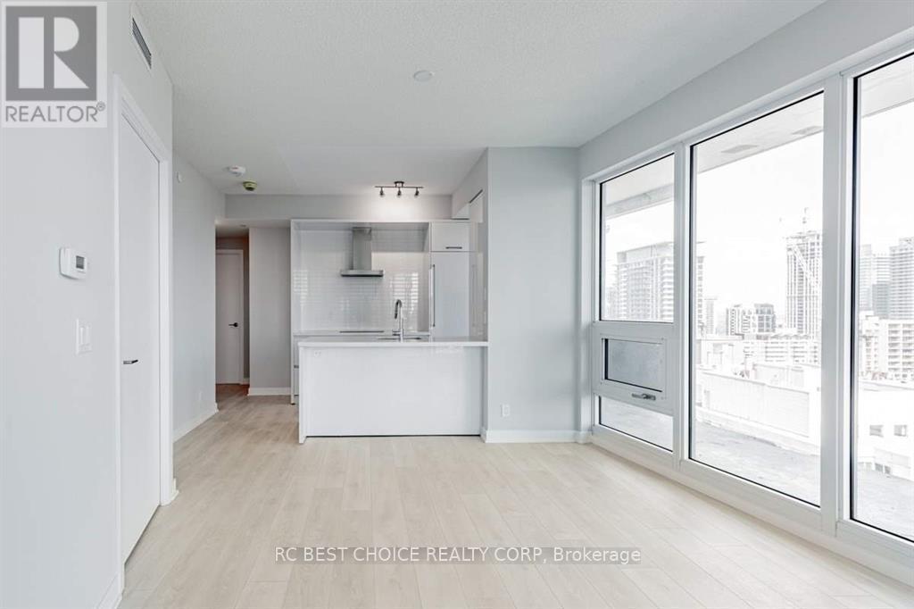 1803 - 2221 Yonge Street, Toronto, Ontario  M4S 0B8 - Photo 14 - C13719926