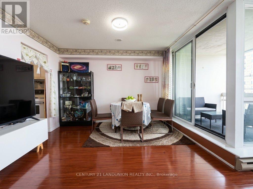 1005 - 2500 Bridletowne Circle, Toronto, Ontario  M1W 2V6 - Photo 5 - E13719900