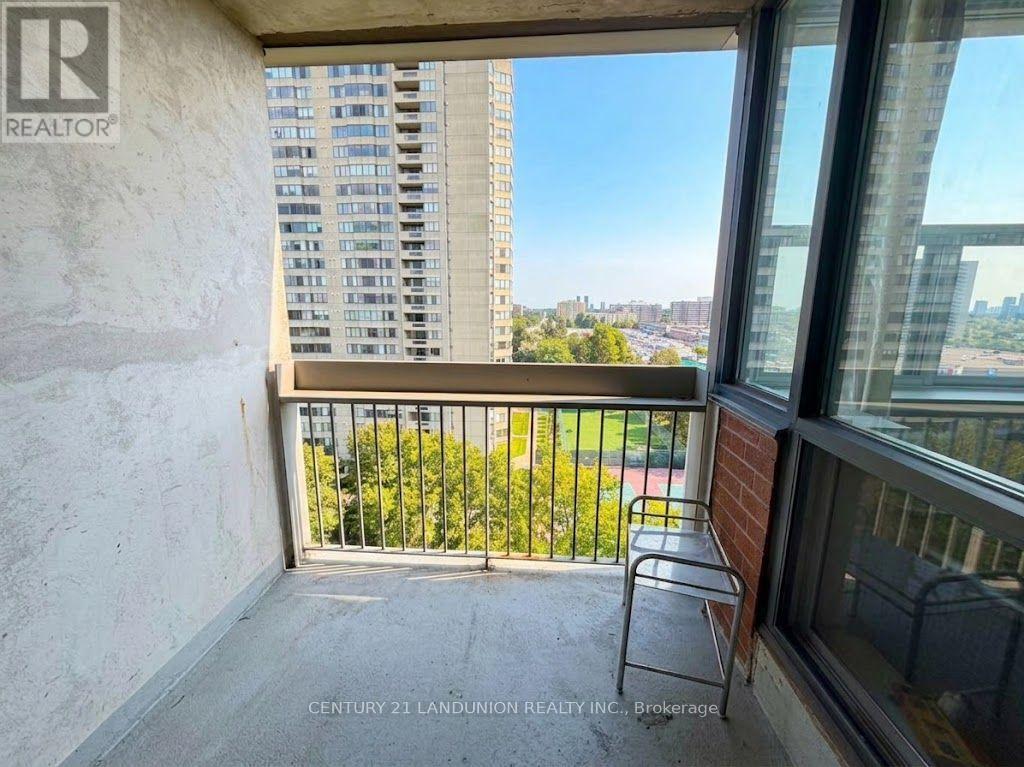 1005 - 2500 Bridletowne Circle, Toronto, Ontario  M1W 2V6 - Photo 9 - E13719900
