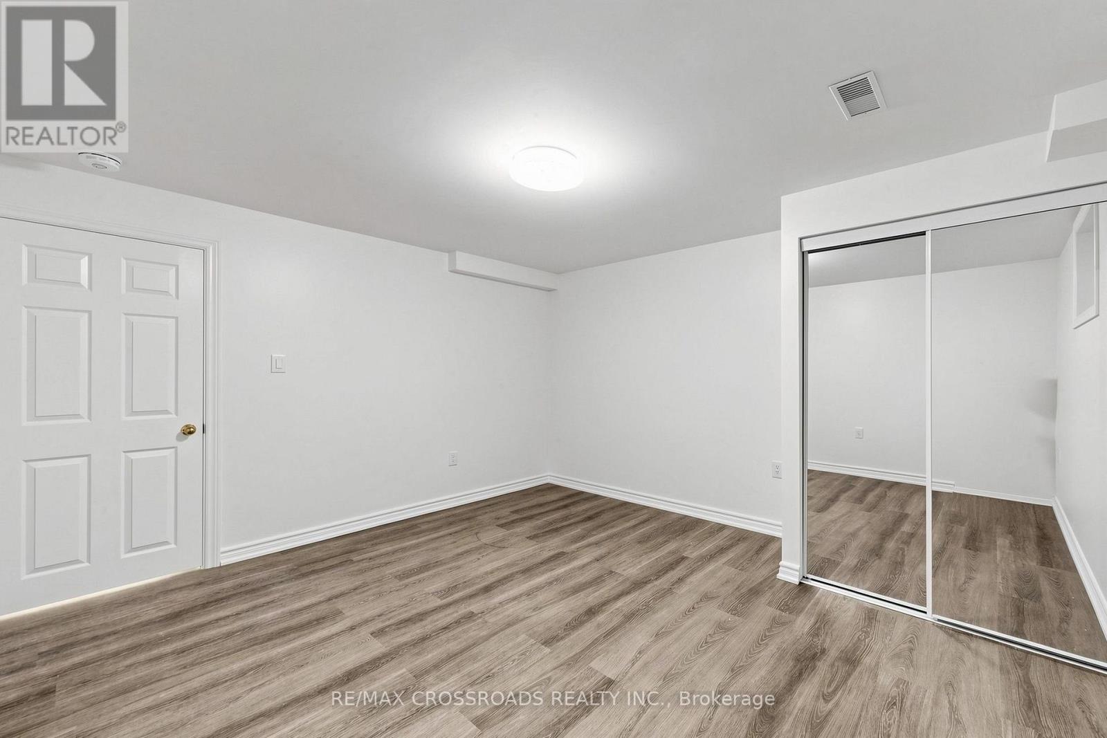 2385 Dress Circle Crescent, Oshawa, Ontario  L1L 0L8 - Photo 18 - E13719936