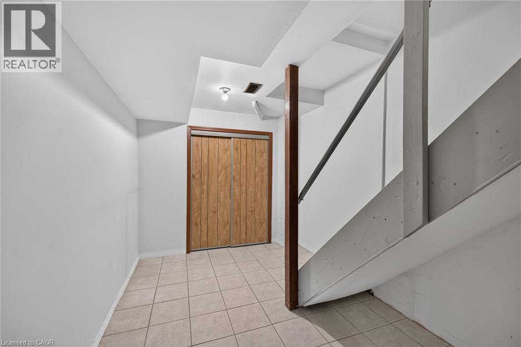1675 Upper Gage Avenue Unit# 43, Hamilton, Ontario  L8W 3R8 - Photo 34 - 40858867