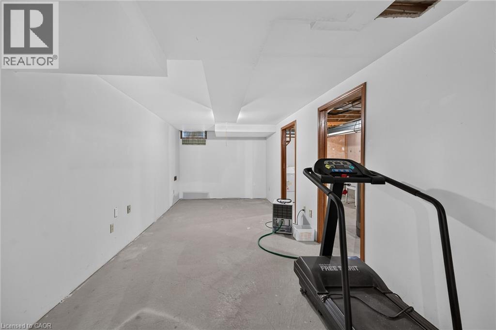 1675 Upper Gage Avenue Unit# 43, Hamilton, Ontario  L8W 3R8 - Photo 35 - 40858867