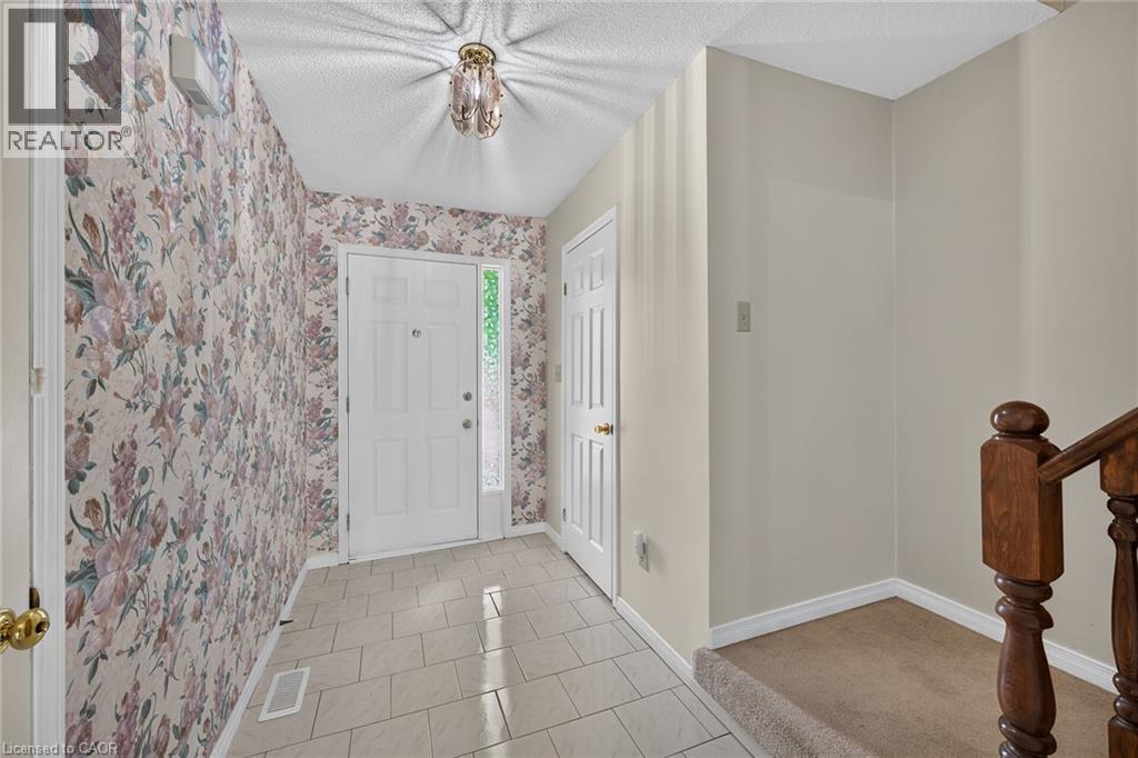 1675 Upper Gage Avenue Unit# 43, Hamilton, Ontario  L8W 3R8 - Photo 5 - 40858867