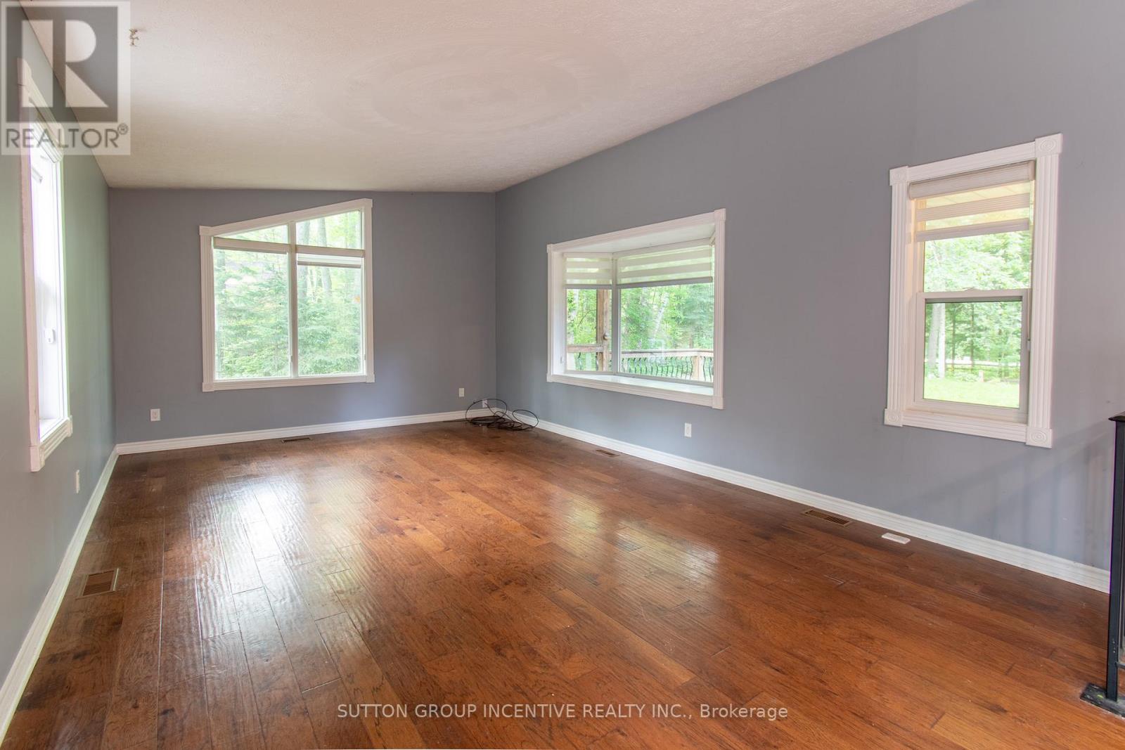 59 Forest Hill Drive, Adjala-Tosorontio, Ontario  L0M 1J0 - Photo 9 - N13719894