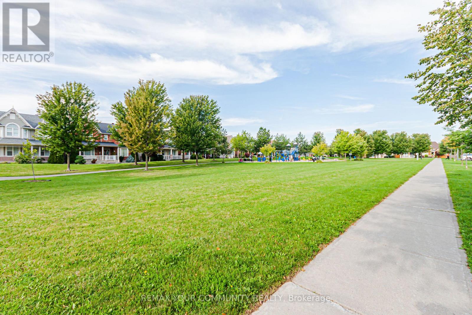 Coach House - 5 Chippenham Lane, Markham, Ontario  L6B 1L6 - Photo 25 - N13719978