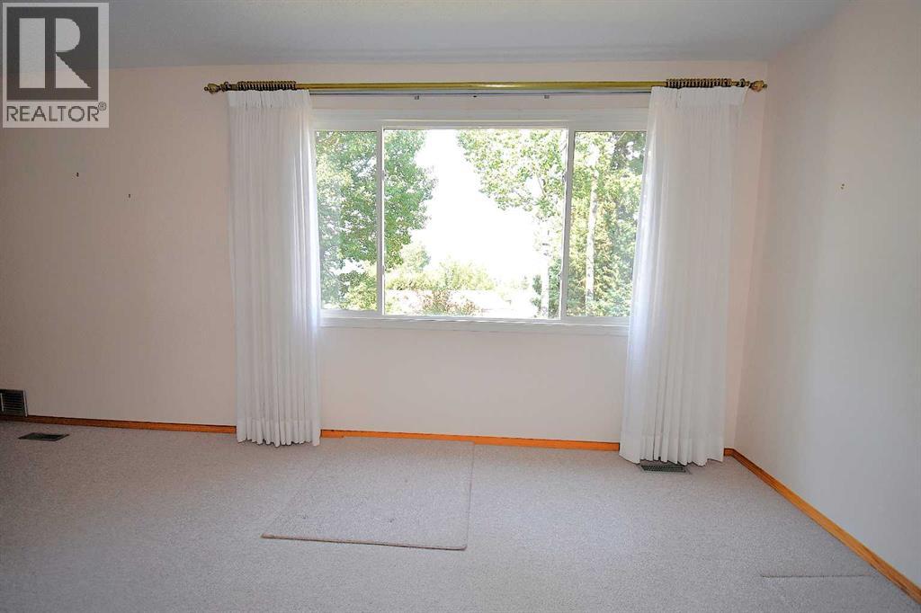 330, 457 Collinge Road, Hinton, Alberta  T7V 1K8 - Photo 9 - A2340381
