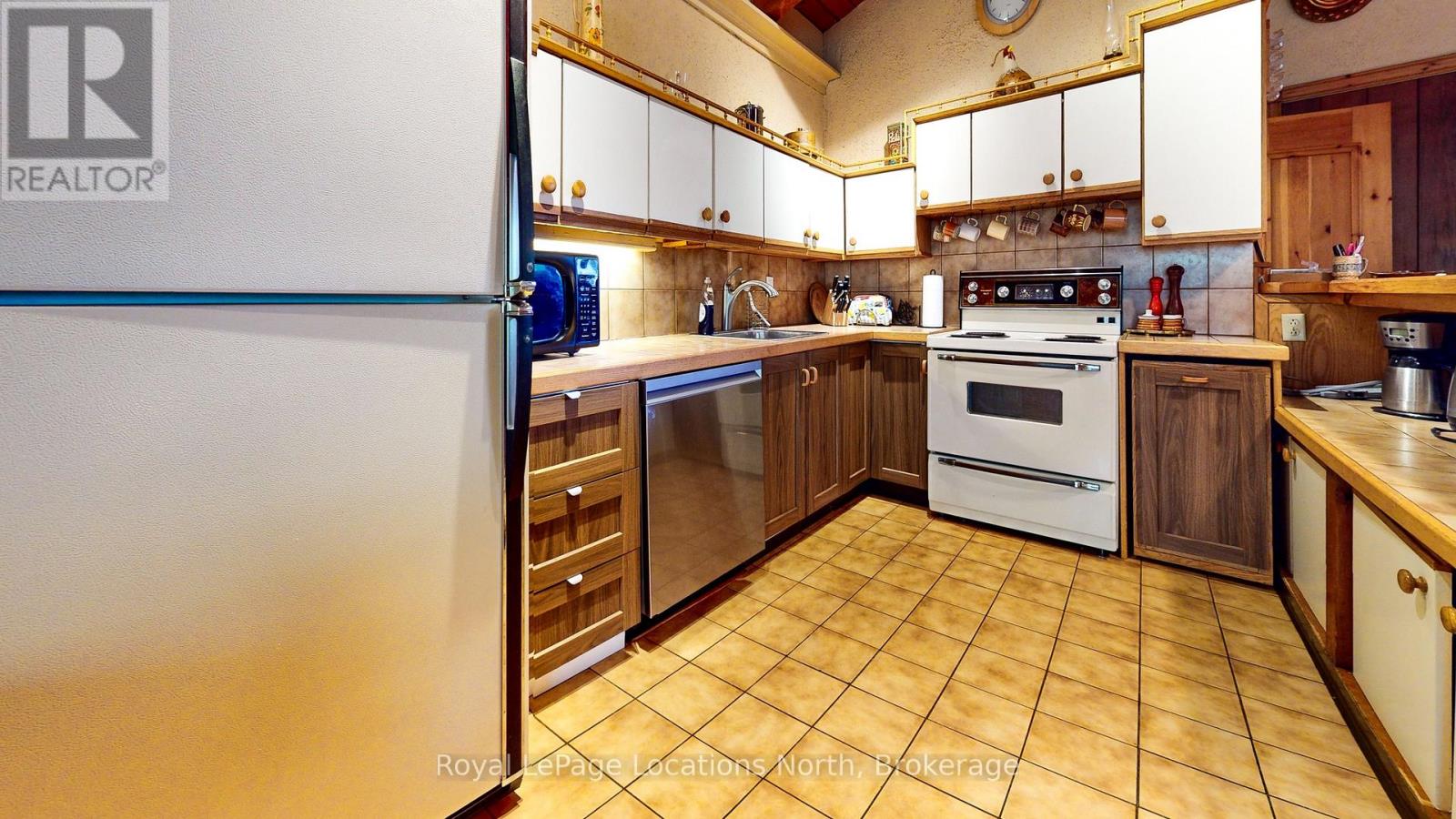 118 Campbell Crescent, Blue Mountains, Ontario  L9Y 0P9 - Photo 5 - X13719928