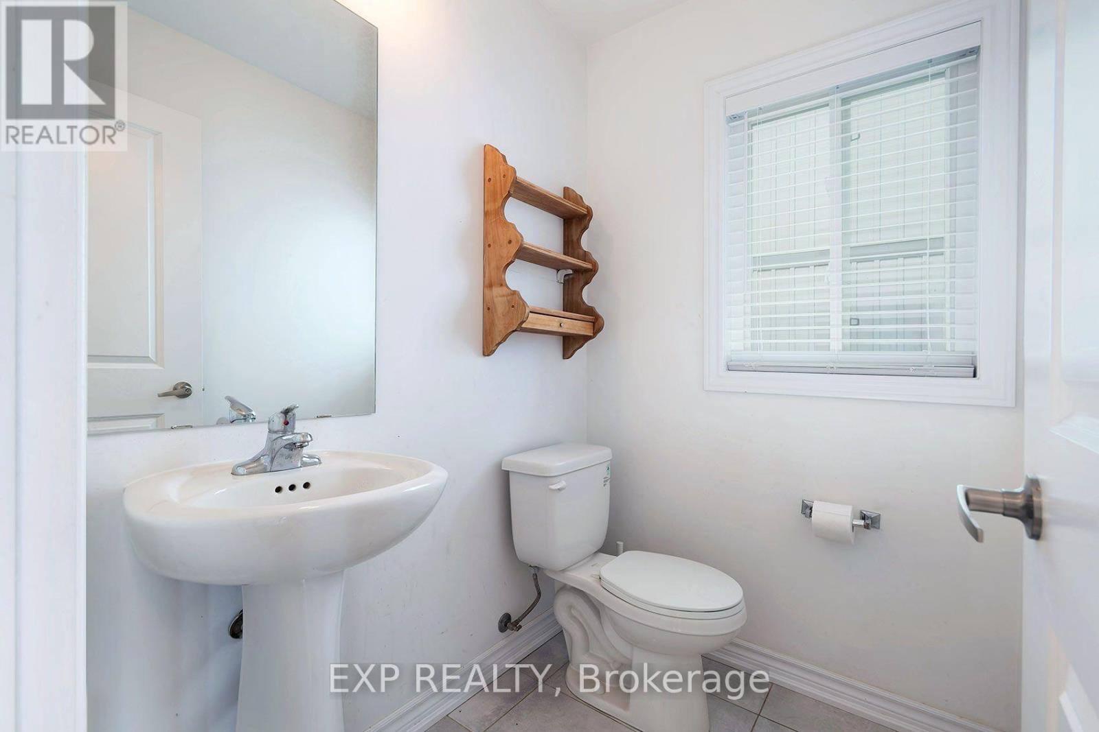 106 Mabern Street, Barrie, Ontario  L9J 0H8 - Photo 15 - S13719950
