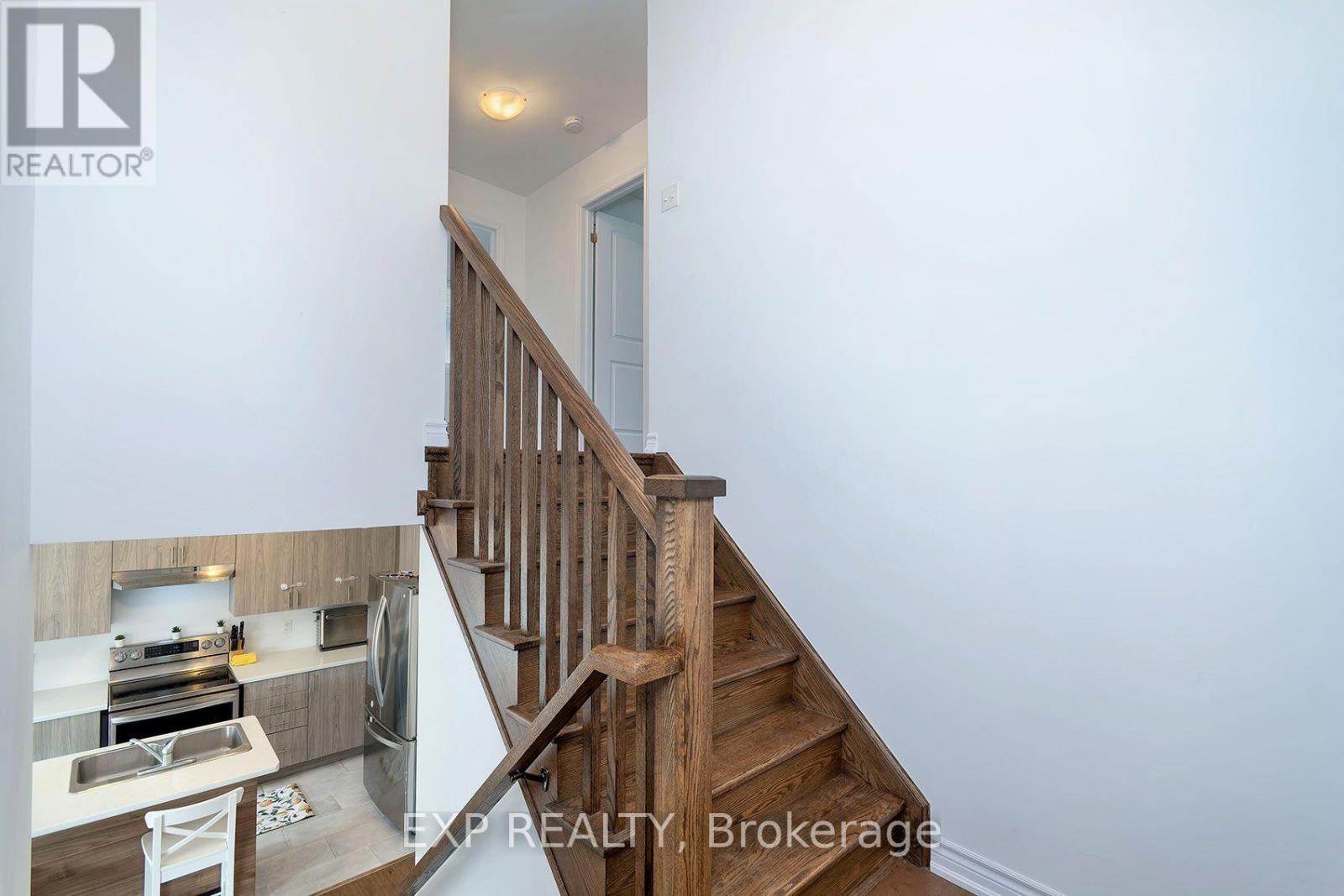 106 Mabern Street, Barrie, Ontario  L9J 0H8 - Photo 16 - S13719950