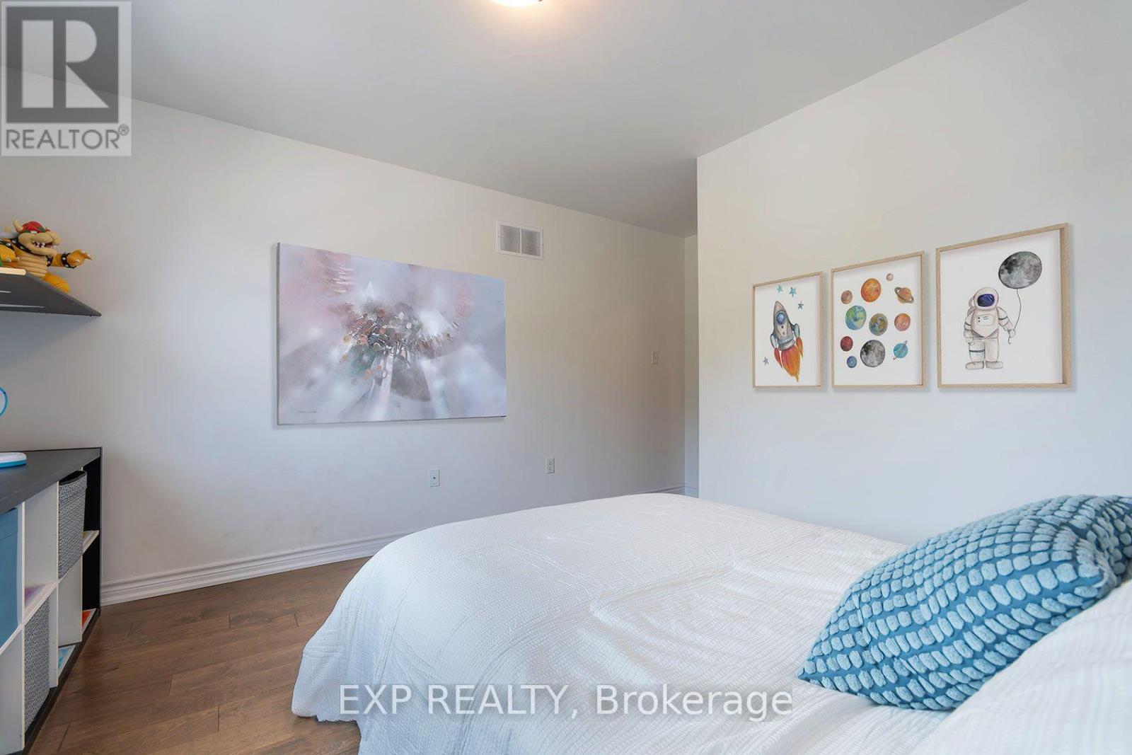 106 Mabern Street, Barrie, Ontario  L9J 0H8 - Photo 21 - S13719950