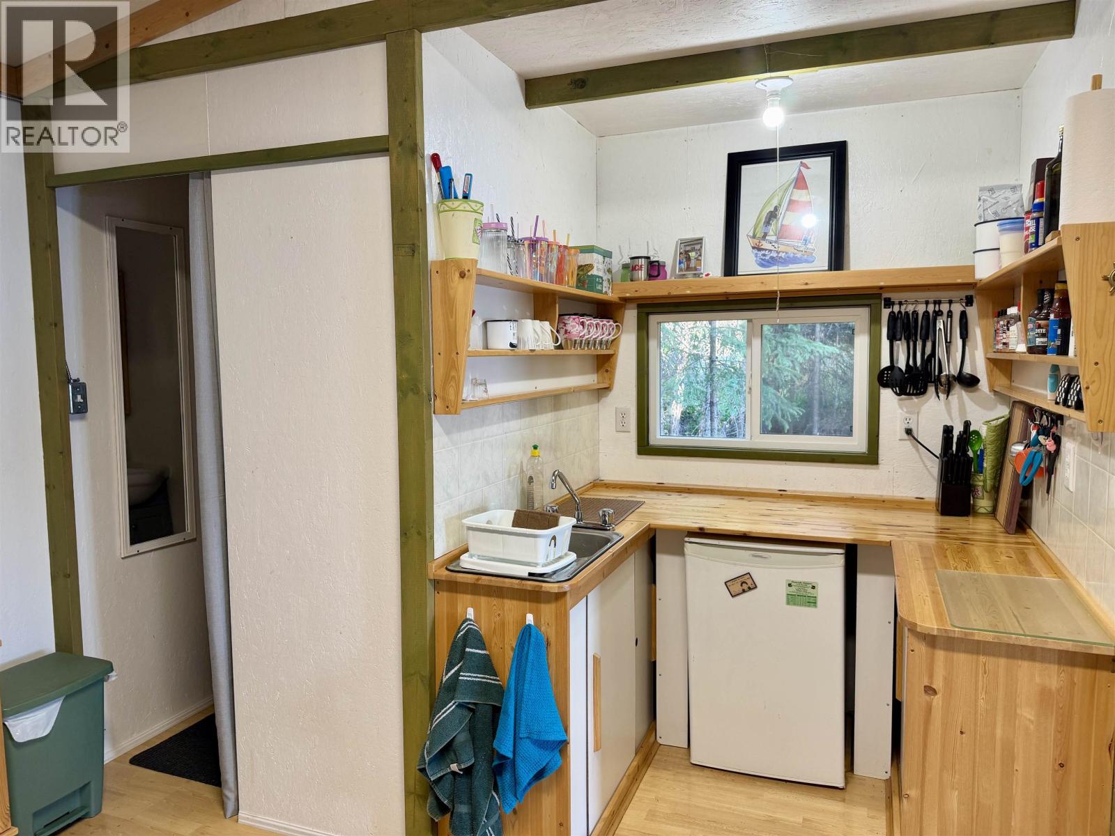 13573 Stella Road, Fraser Lake, British Columbia  V0J 1S0 - Photo 12 - R3159253