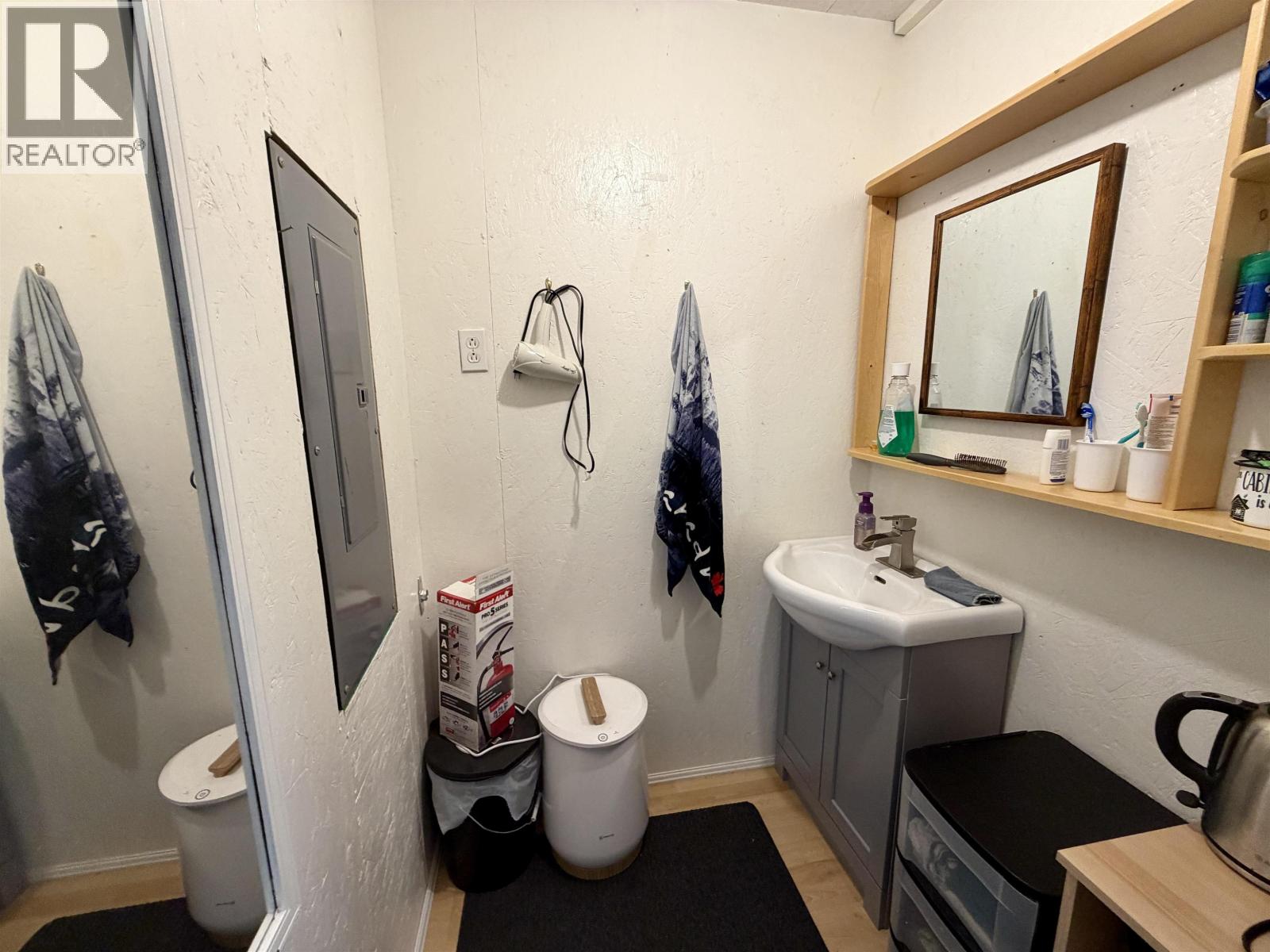13573 Stella Road, Fraser Lake, British Columbia  V0J 1S0 - Photo 15 - R3159253
