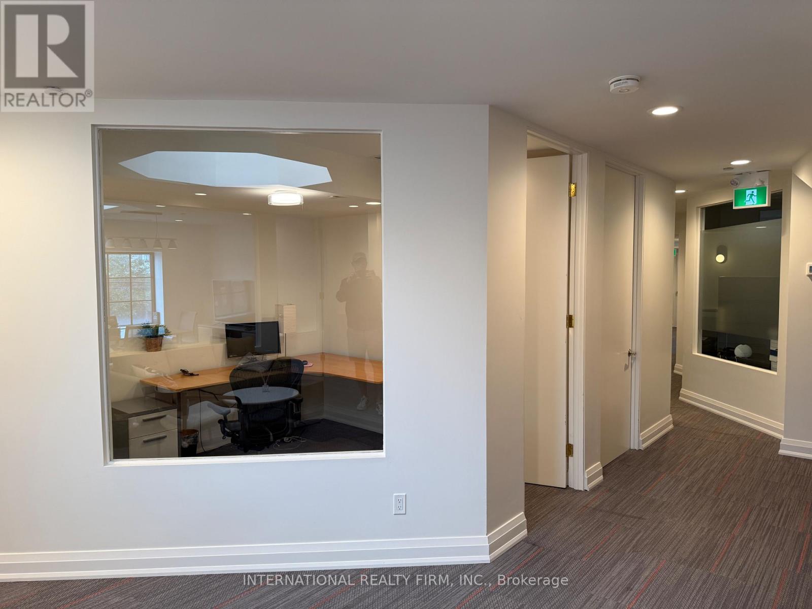 3555 Lake Shore Boulevard W, Toronto, Ontario  M8W 1P4 - Photo 30 - W13719938