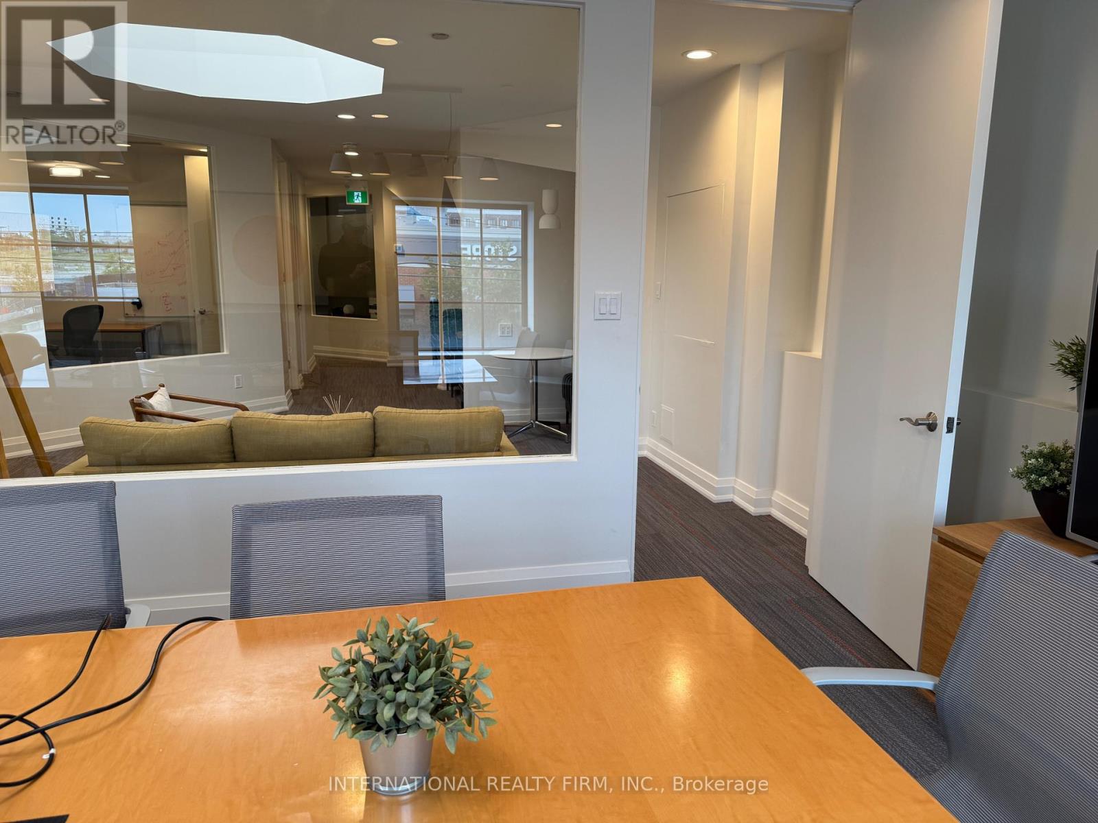 3555 Lake Shore Boulevard W, Toronto, Ontario  M8W 1P4 - Photo 31 - W13719938