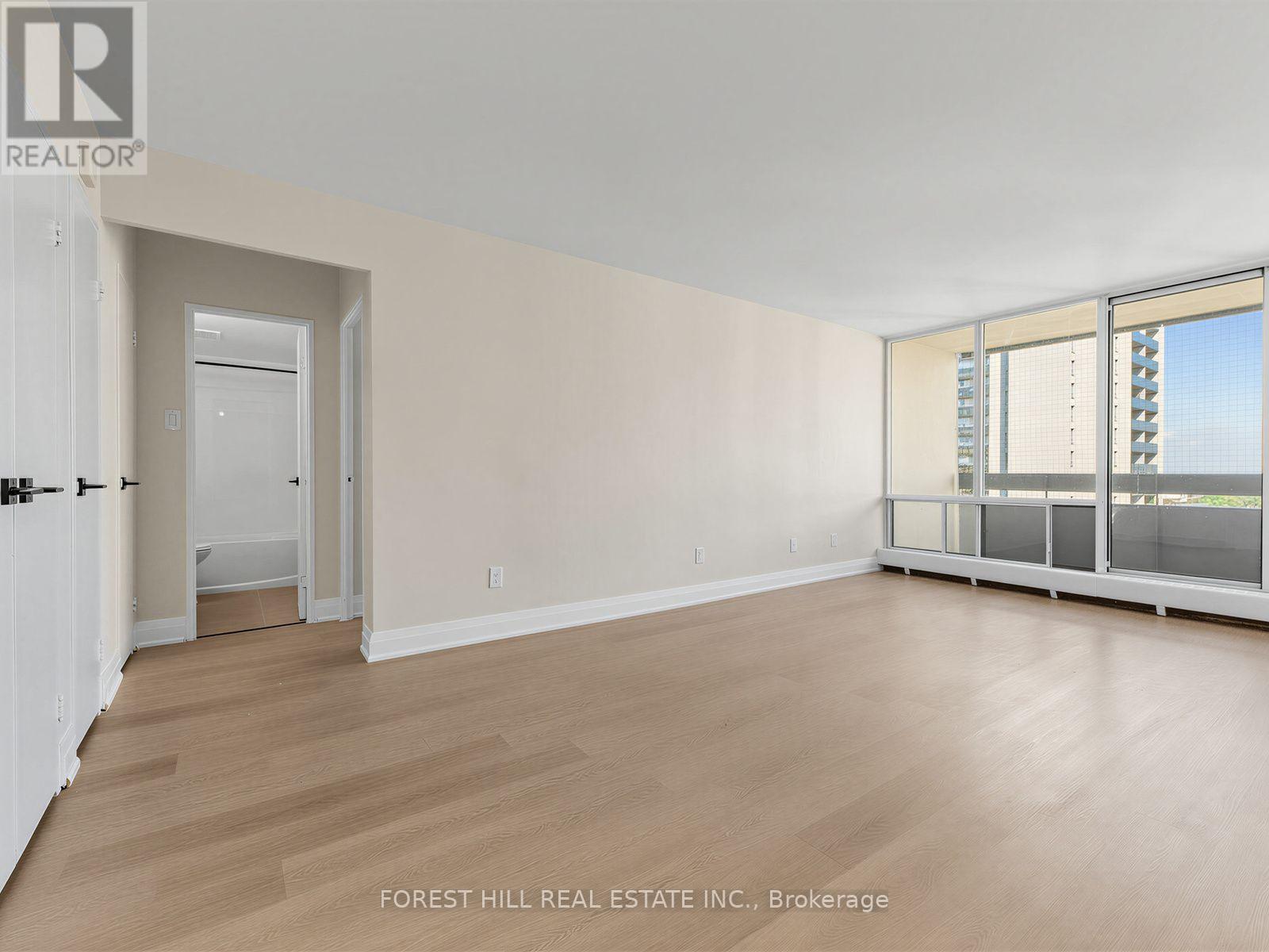 1619 - 377 Ridelle Avenue, Toronto, Ontario  M6B 1K2 - Photo 4 - W13719940