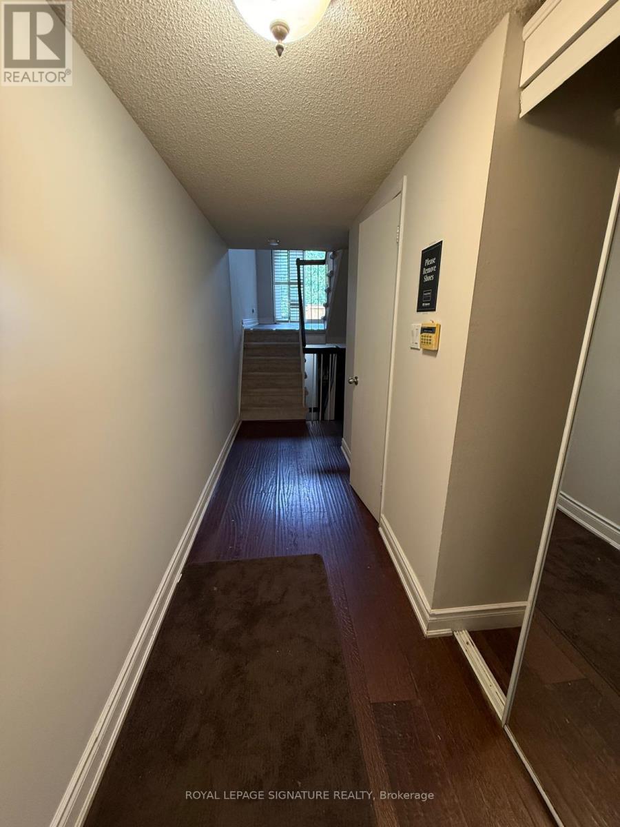 24 - 4230 Fieldgate Drive, Mississauga, Ontario  L4W 2M5 - Photo 2 - W13719942