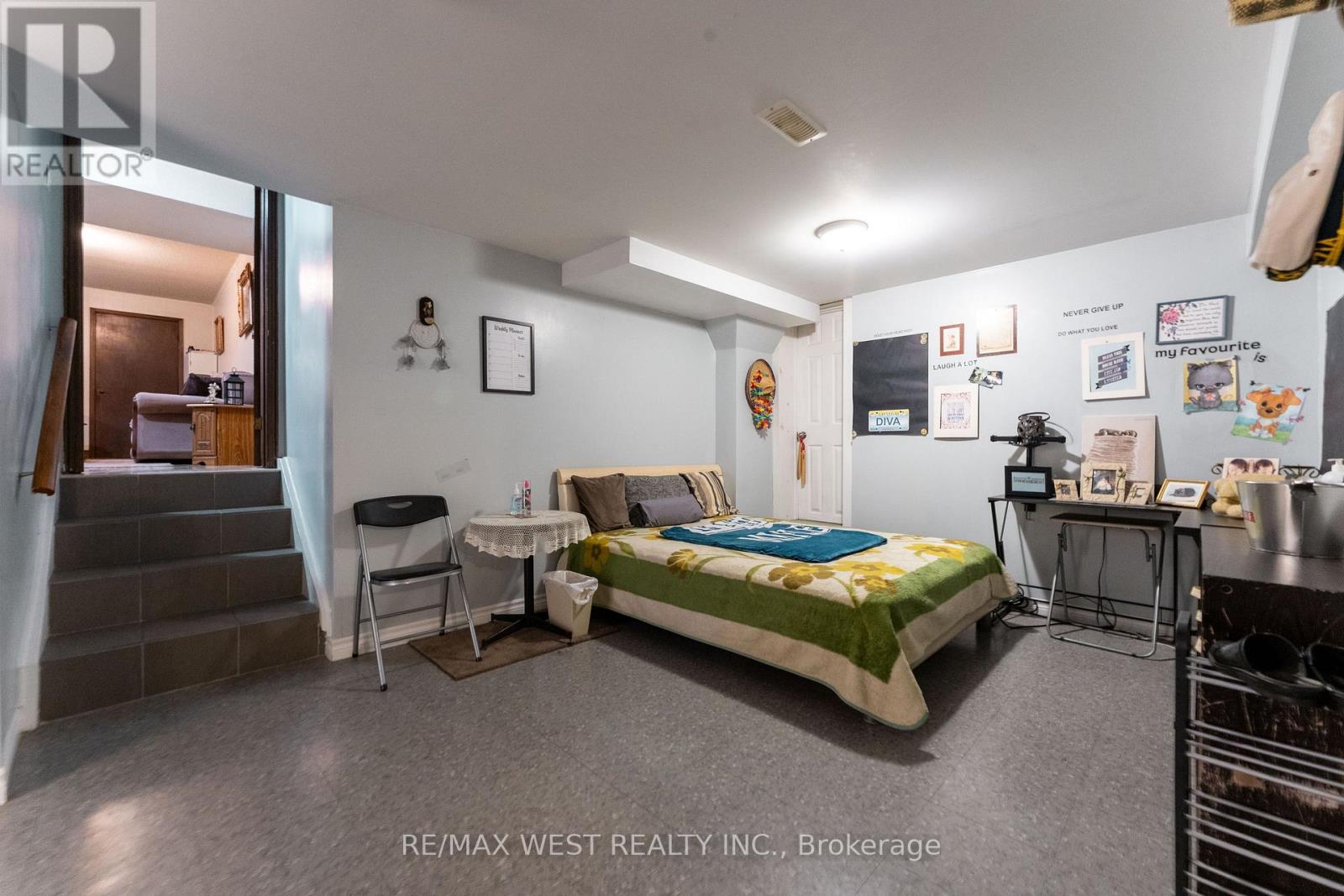 25a St Andrews Boulevard, Toronto, Ontario  M9R 1V9 - Photo 32 - W13719952
