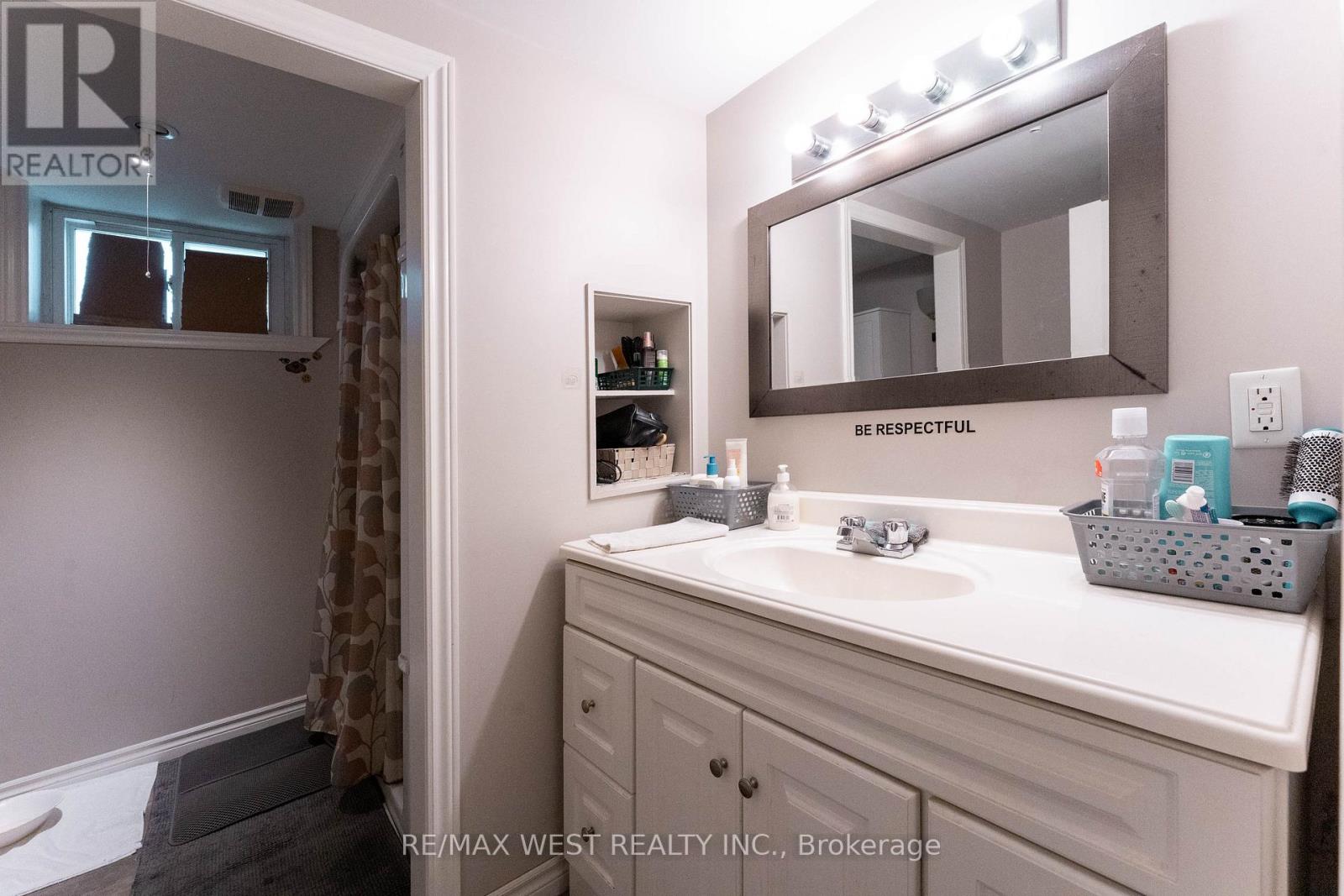 25a St Andrews Boulevard, Toronto, Ontario  M9R 1V9 - Photo 34 - W13719952
