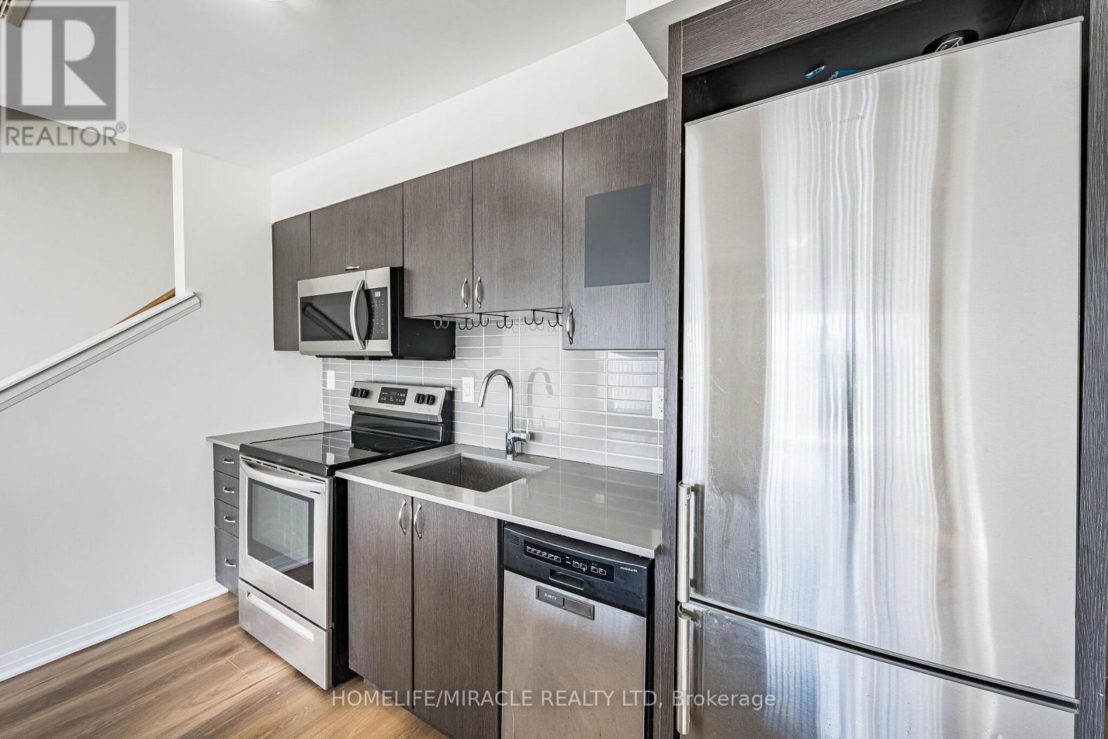 8 - 161 William Duncan Road, Toronto, Ontario  M3K 0B9 - Photo 17 - W13719962