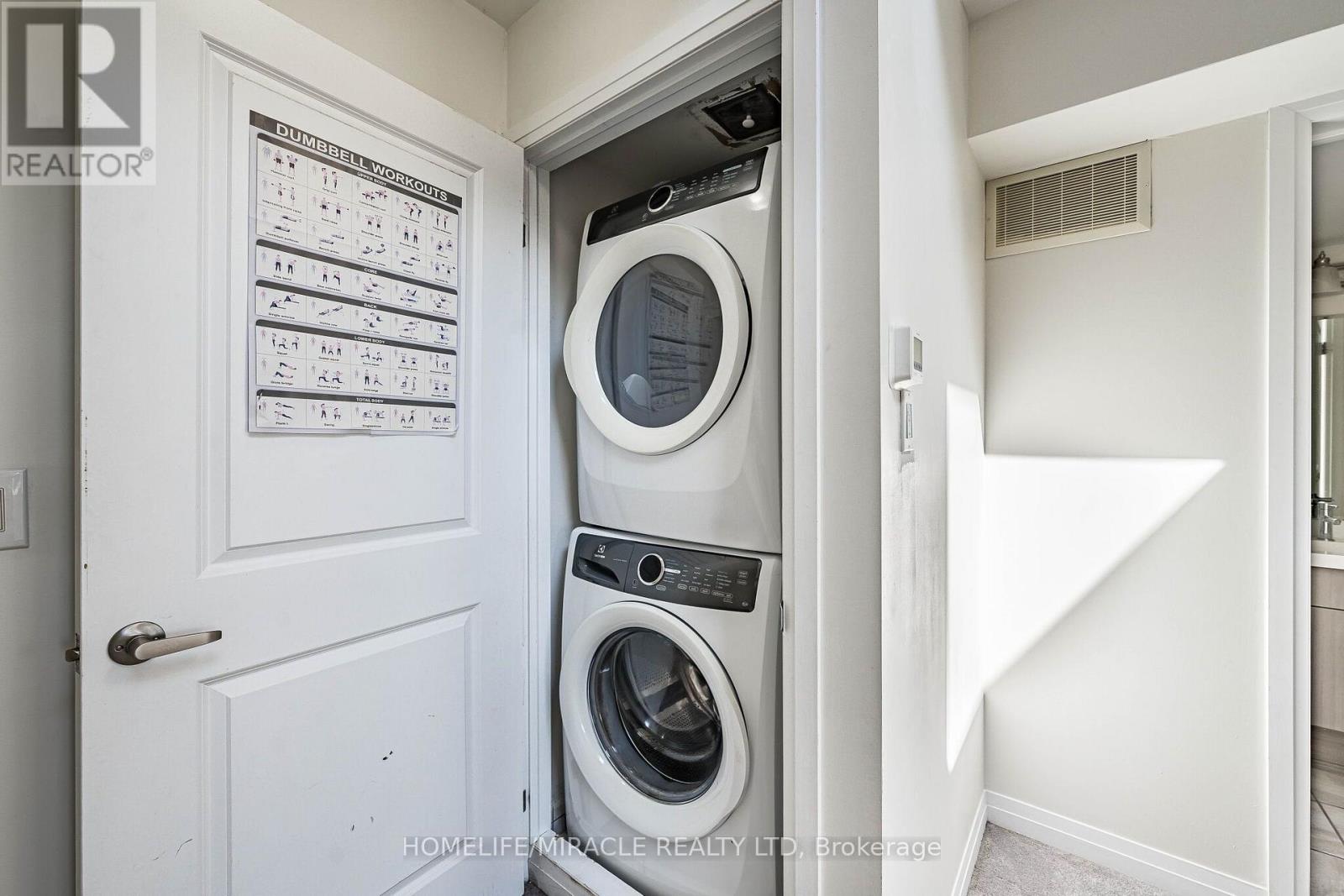 8 - 161 William Duncan Road, Toronto, Ontario  M3K 0B9 - Photo 28 - W13719962