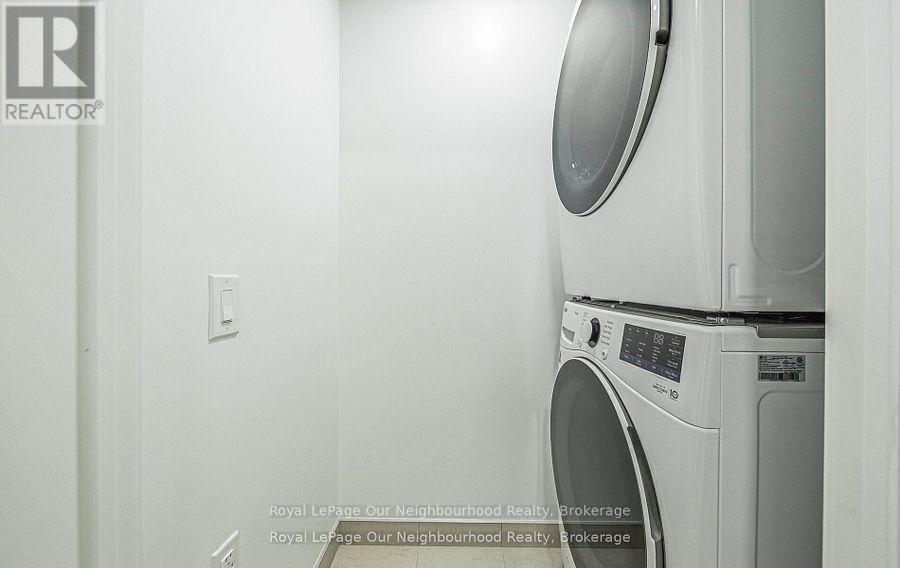 412 - 395 Square One Drive W, Mississauga, Ontario  L5B 0P6 - Photo 15 - W13720008