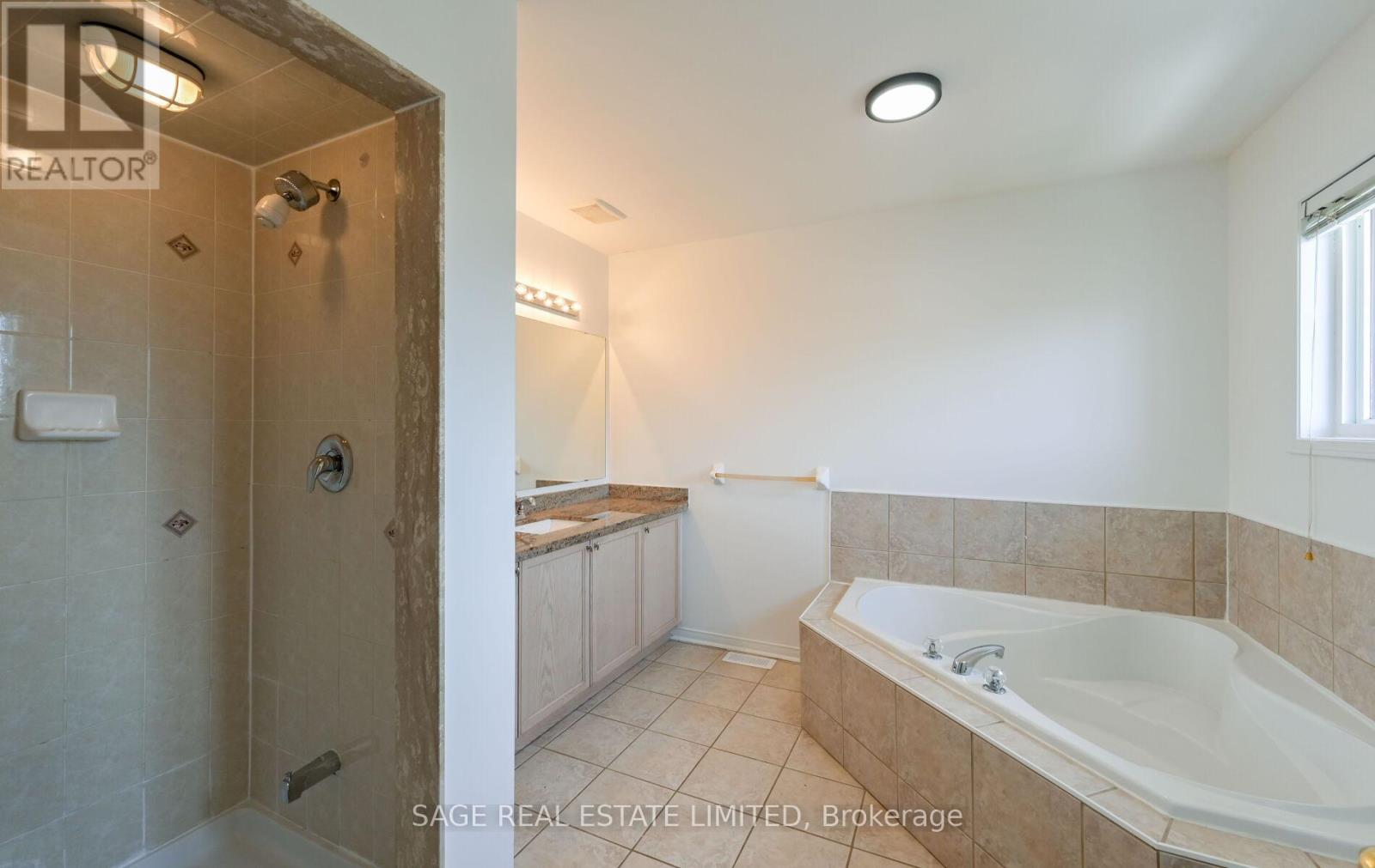 6 Fairhill Avenue, Brampton, Ontario  L7A 2A9 - Photo 24 - W13720018