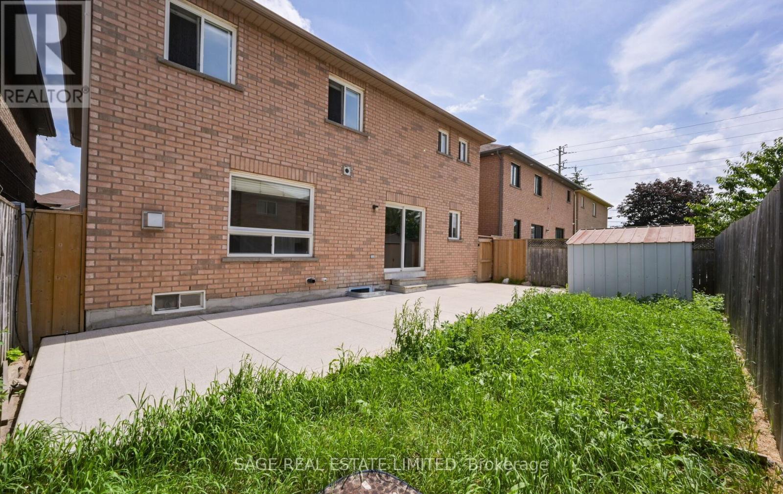 6 Fairhill Avenue, Brampton, Ontario  L7A 2A9 - Photo 31 - W13720018
