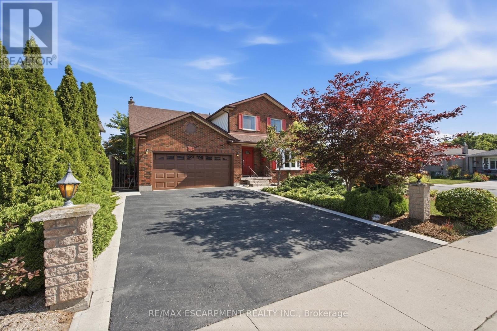 102 Trenholme Crescent, Hamilton, Ontario  L8W 2L6 - Photo 4 - X13719932
