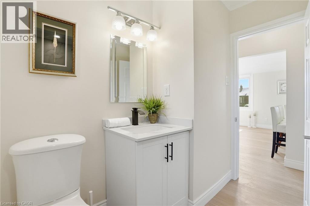 894 Garth Street, Hamilton, Ontario  L9G 4K9 - Photo 15 - 40851536