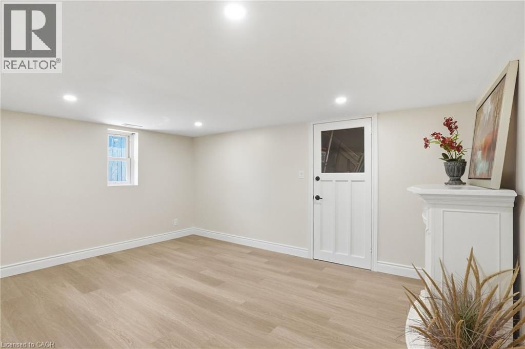 894 Garth Street, Hamilton, Ontario  L9G 4K9 - Photo 25 - 40851536