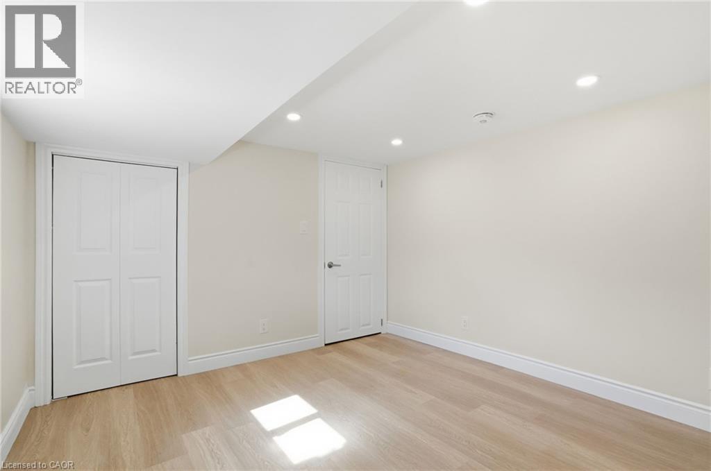 894 Garth Street, Hamilton, Ontario  L9G 4K9 - Photo 32 - 40851536