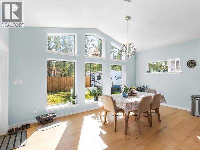 38 Omega Street, Whitehorse, Yukon  Y1A 0T9 - Photo 4 - 17648