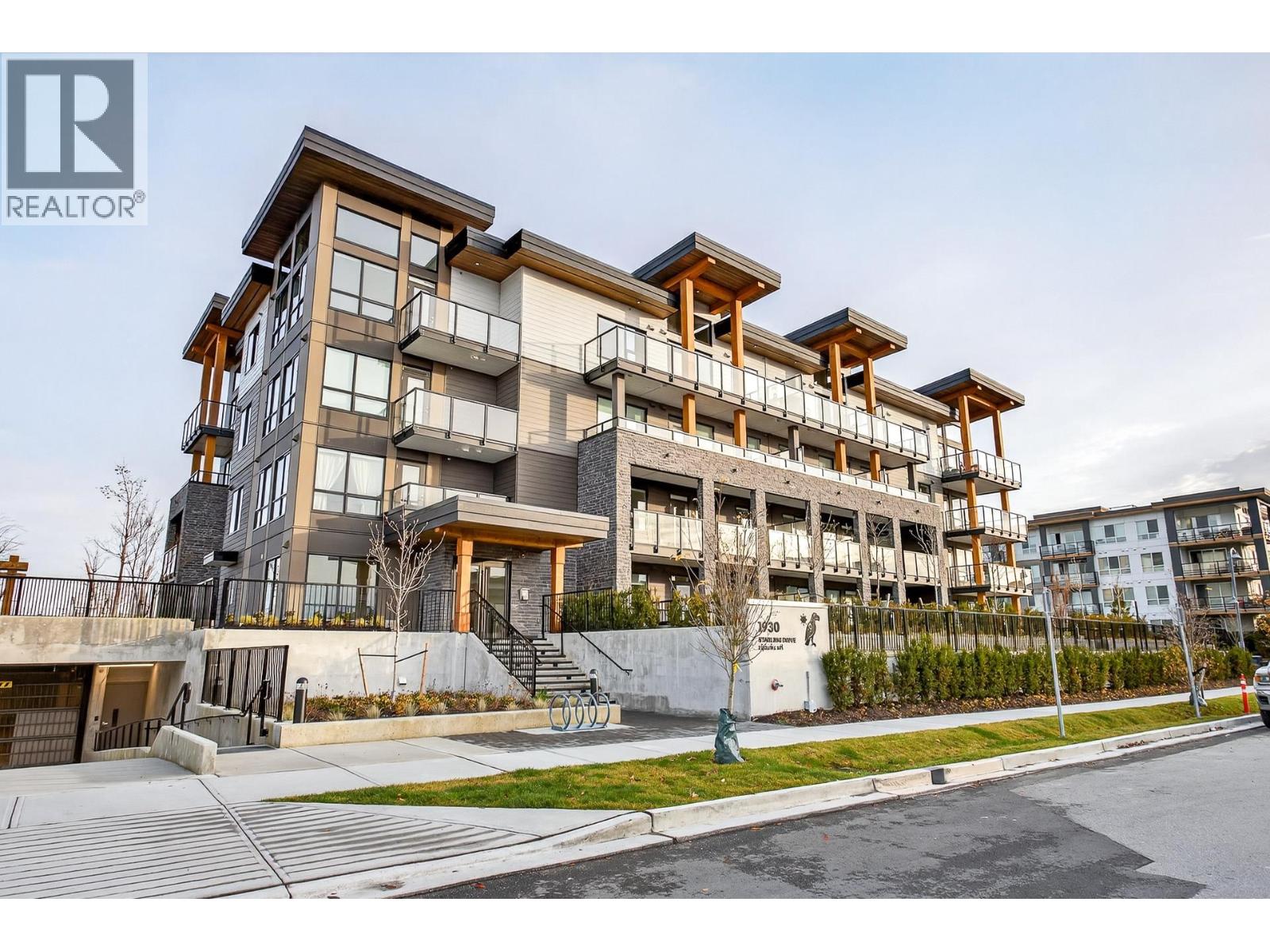 206 1930 Starling Drive, Tsawwassen, British Columbia  V4M 0G9 - Photo 3 - R3159135
