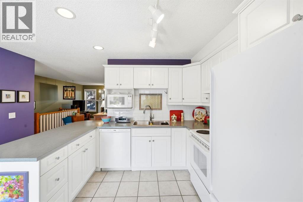 104, 438 31 Avenue NW, Calgary, Alberta  T2M 2P4 - Photo 8 - A2339596