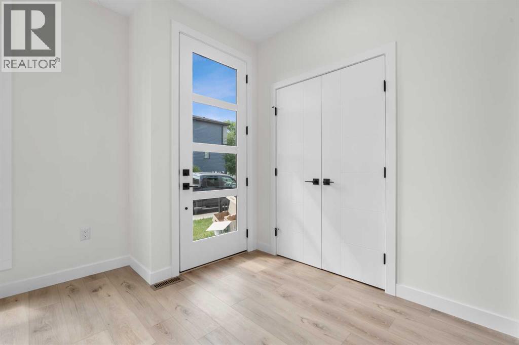 2352 7 Street Nw, Calgary, Alberta  T2M 1T1 - Photo 2 - A2340133