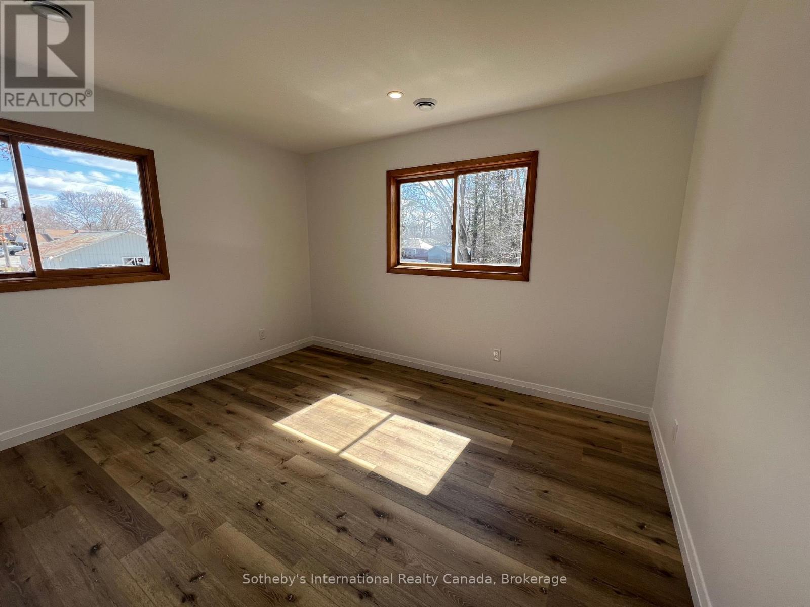 A - 22 Melville Street, Clearview (Nottawa), Ontario  L0M 1P0 - Photo 10 - S13622320