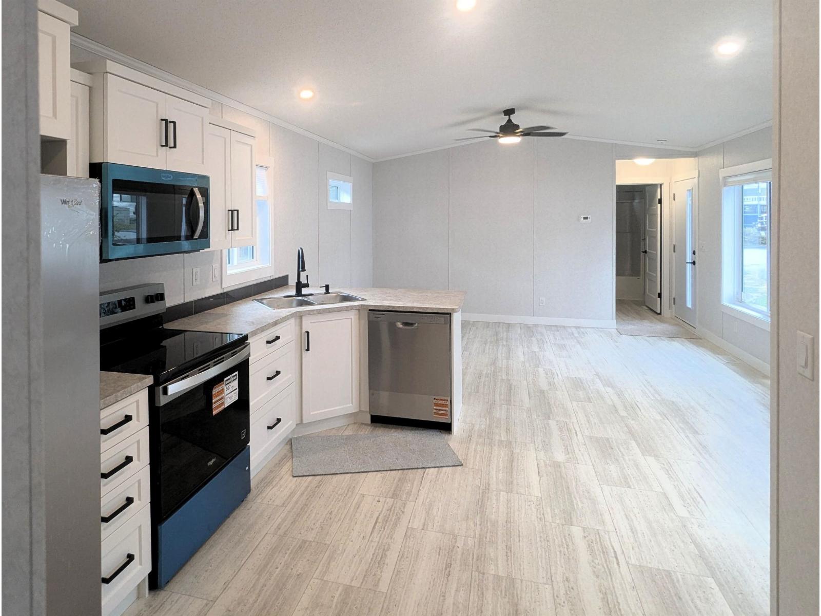 104 8220 King George Boulevard, Surrey, British Columbia  V3W 6B1 - Photo 15 - R3140321